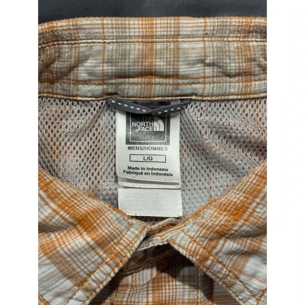 The North Face Men's Long Sleeve Plaid Lightweight Performance Button-Down Shirt
